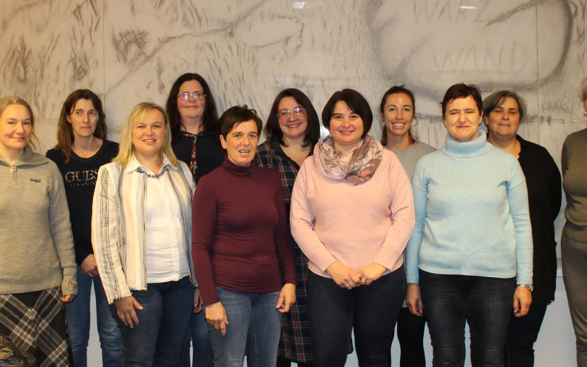 gruppenfoto geschnitten.jpg